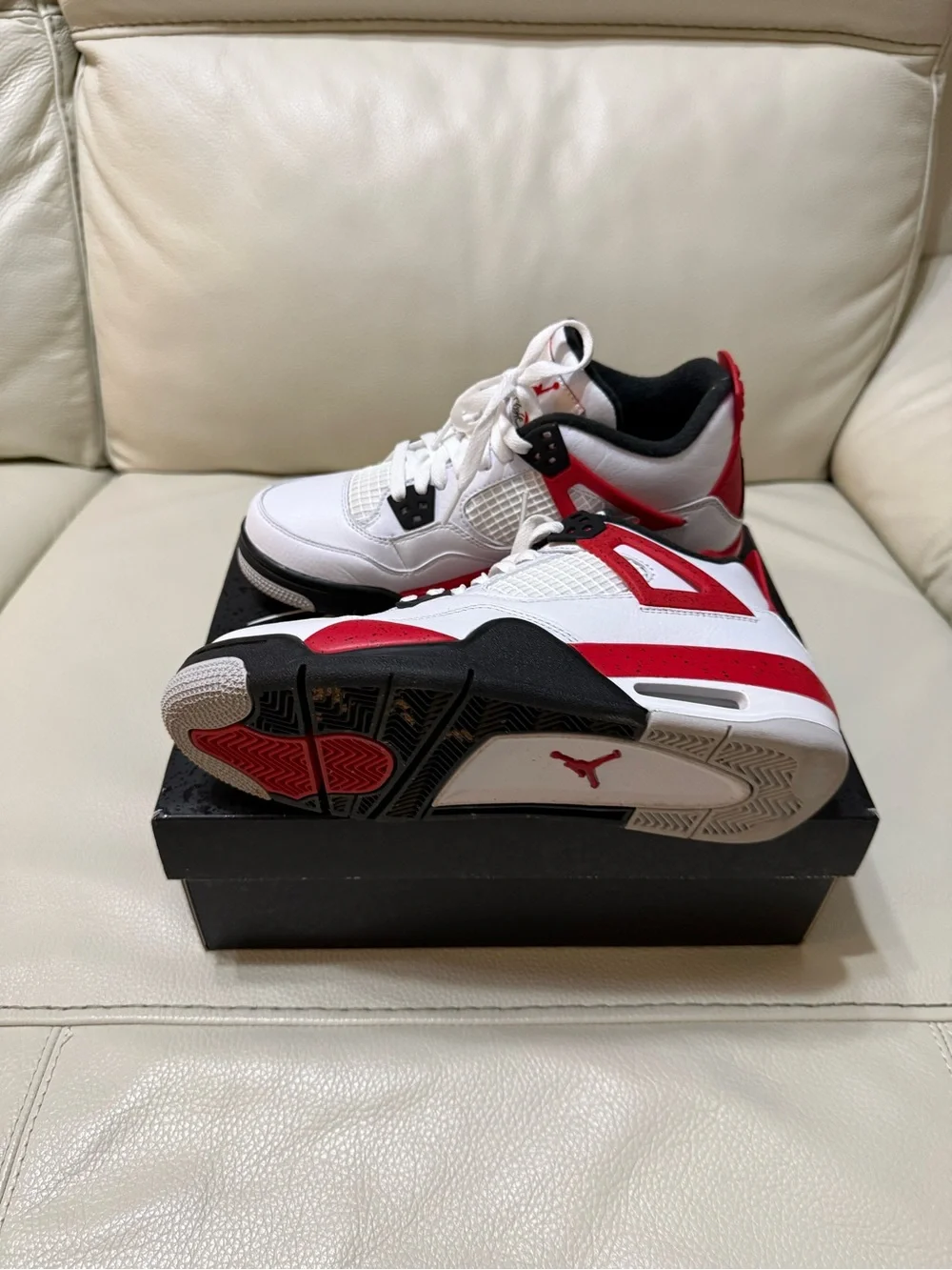 Air Jordan 4 Retro (GS) 408452 161 Size 7Y